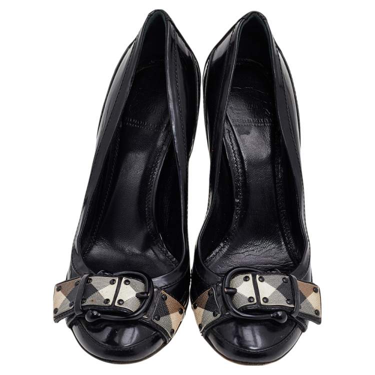 Pre Owned Burberry Black Patent Leather Buckle Round Toe Pumps Size 36