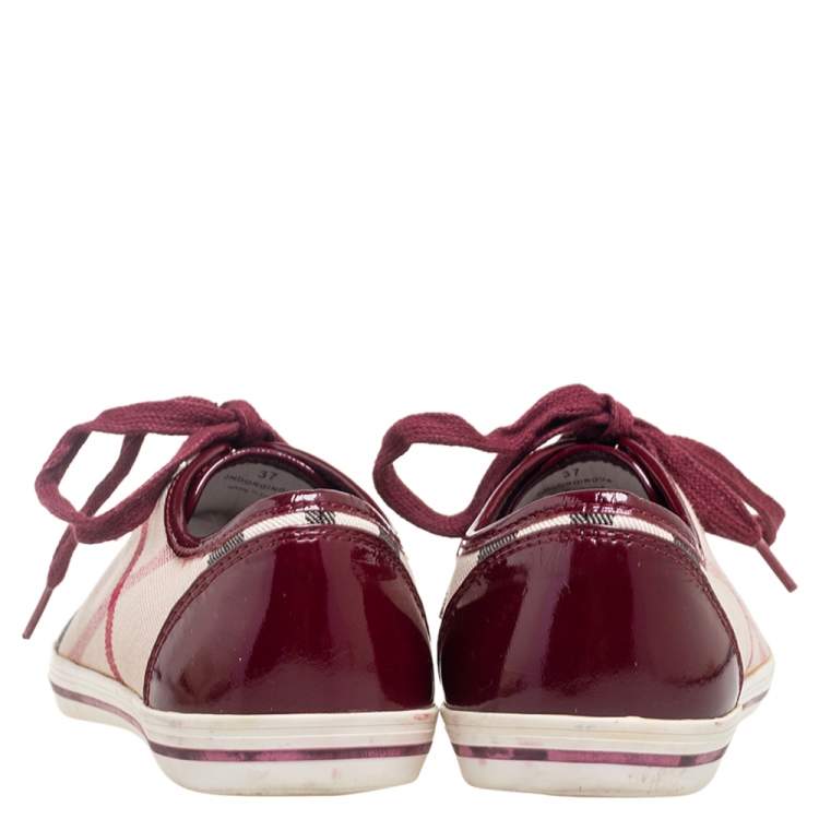مملوكة مسبقًا Burberry Pink Nova Check Canvas And Patent Leather Low Top Sneakers Size 37