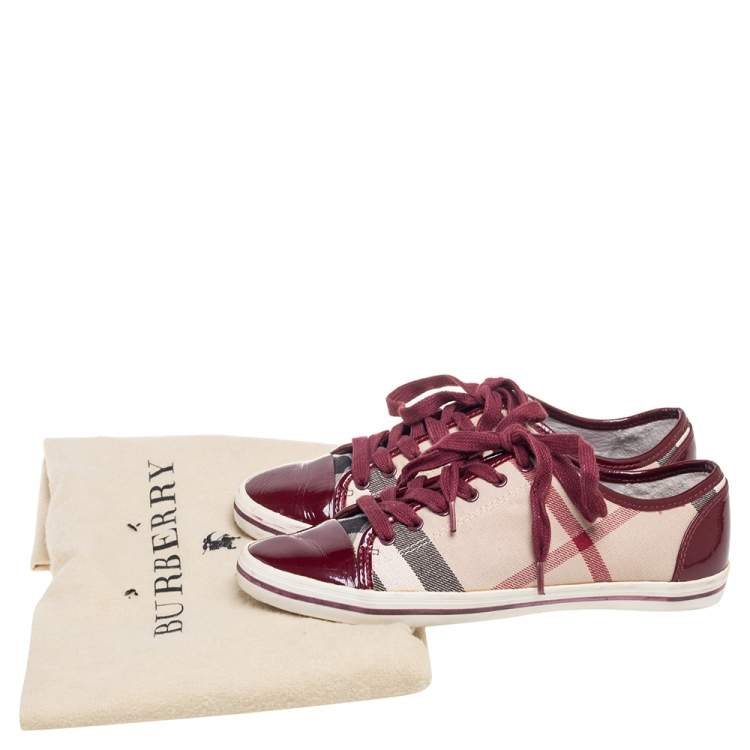 مملوكة مسبقًا Burberry Pink Nova Check Canvas And Patent Leather Low Top Sneakers Size 37