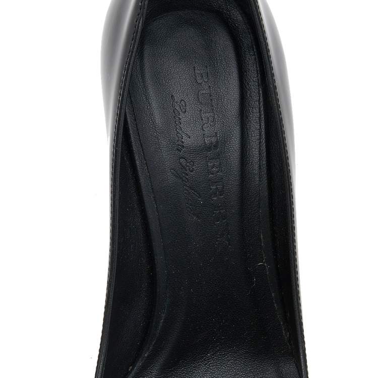 Pre Owned Burberry Black/Beige Leather And Vintage Check Dashwood Pumps Size 37.5