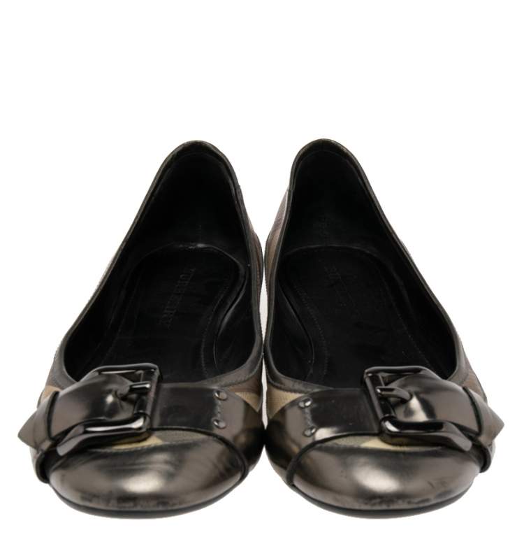 Pre Owned Burberry Beige Nova Check Canvas And Leather Avonwick Buckle Detail Ballet Flats Size 39