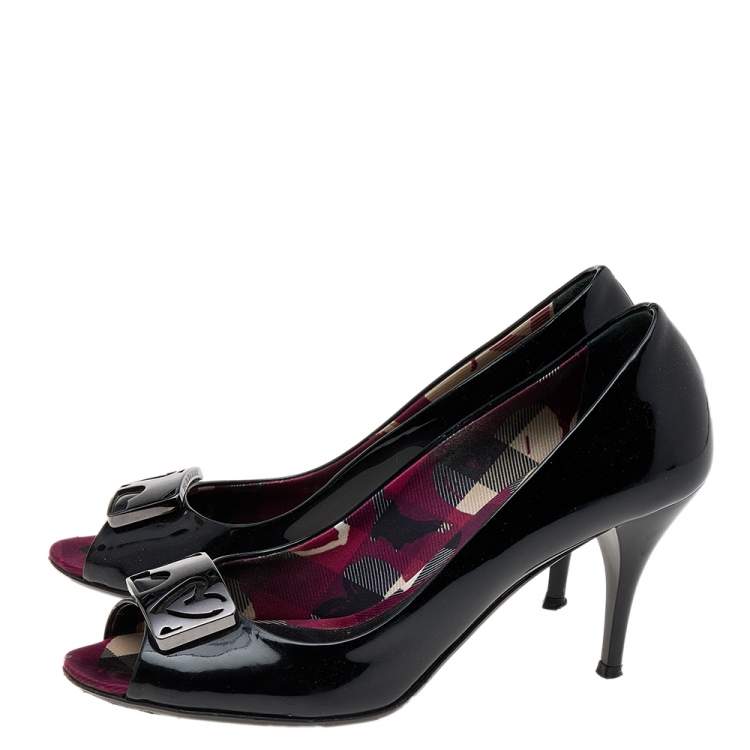 Pre Owned Burberry Black Patent Leather Embellished Pumps Size 36