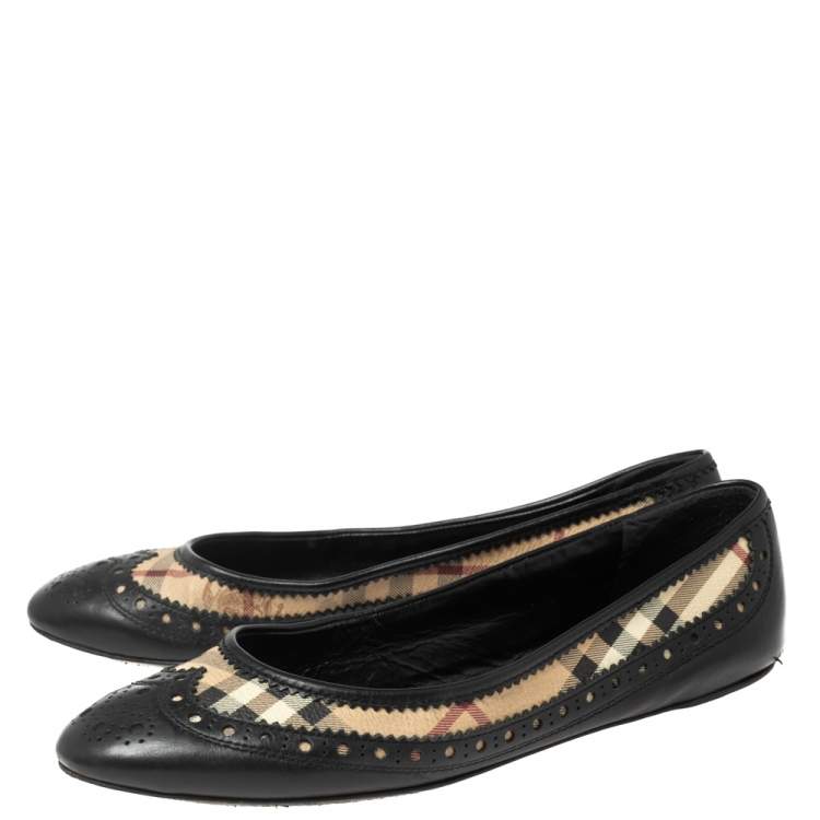 Pre Owned Burberry Black/Beige Leather And Canvas House Check Cap Toe Ballet Flats Size 40
