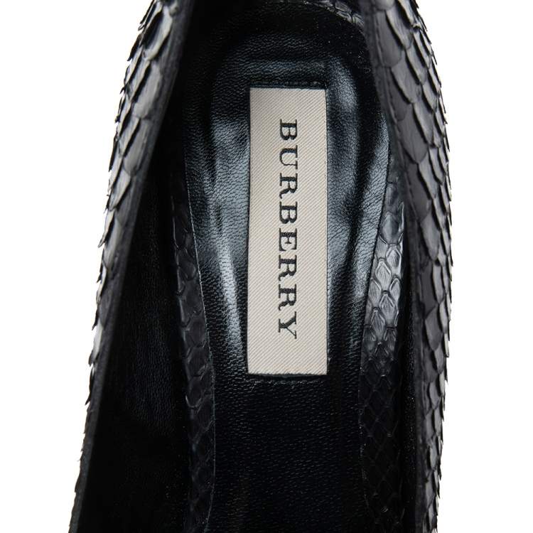 Pre Owned Burberry Black Python Leather Bow Detail Pointed Toe Pumps Size 37