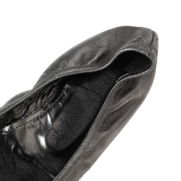 Pre Owned Burberry Metallic Leather Medallion Scrunch Ballet Flats Size 38