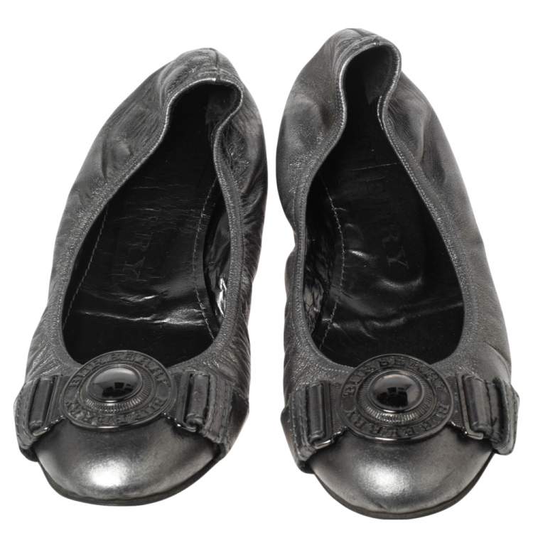 Pre Owned Burberry Metallic Leather Medallion Scrunch Ballet Flats Size 38