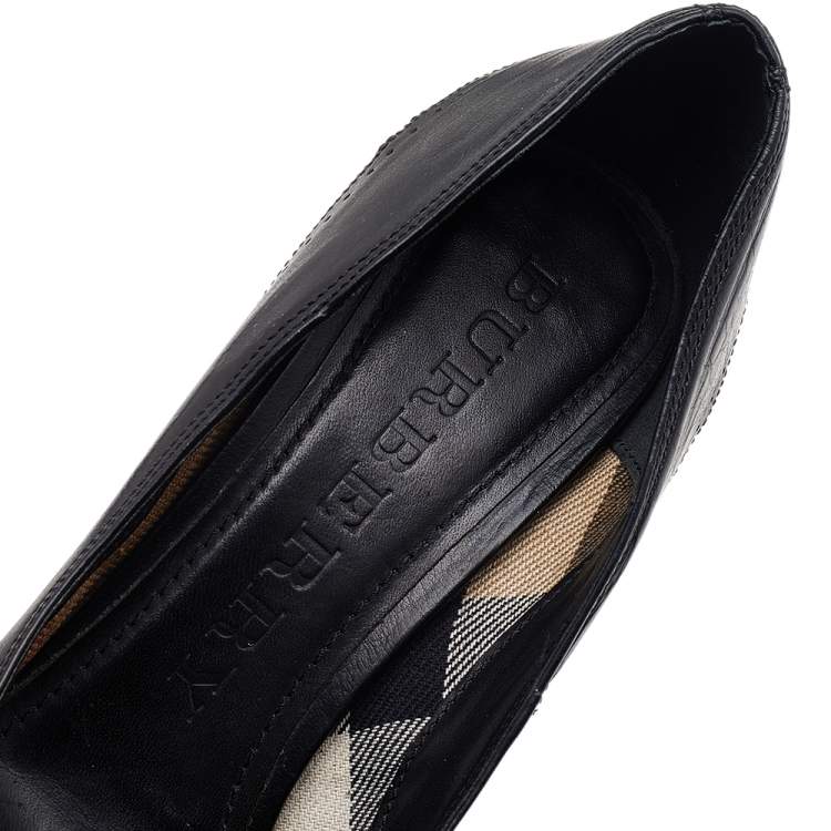 Pre Owned Burberry Black Leather Platform Pumps Size 39