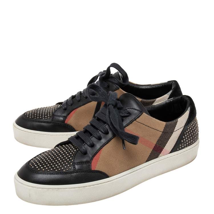Pre Owned Burberry Black/Beige Leather And Nova Check Canvas Studded Low Top Sneakers Size 38