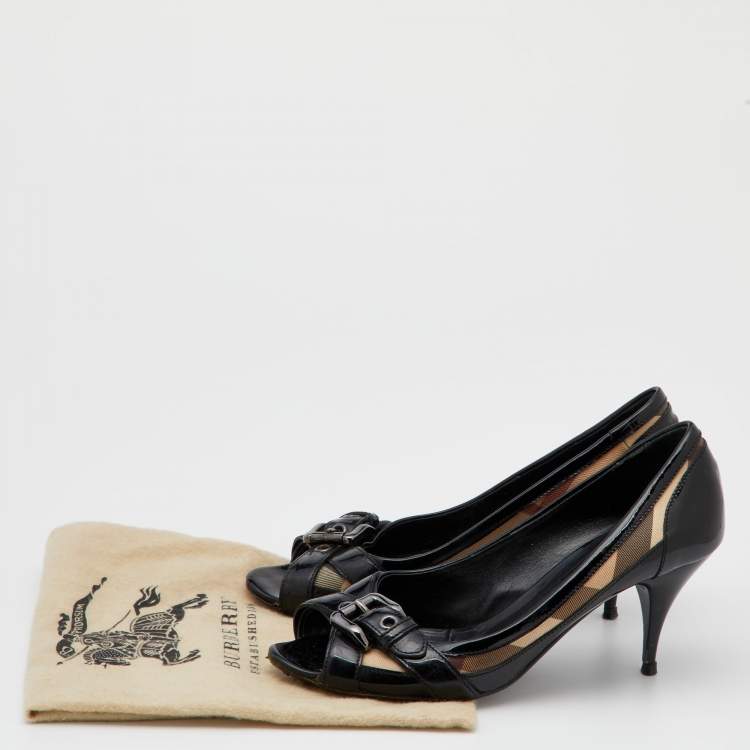 Pre Owned Burberry Black/Beige Patent Leather and Nova Check Coated Canvas Buckle Peep Toe Pumps Size 37