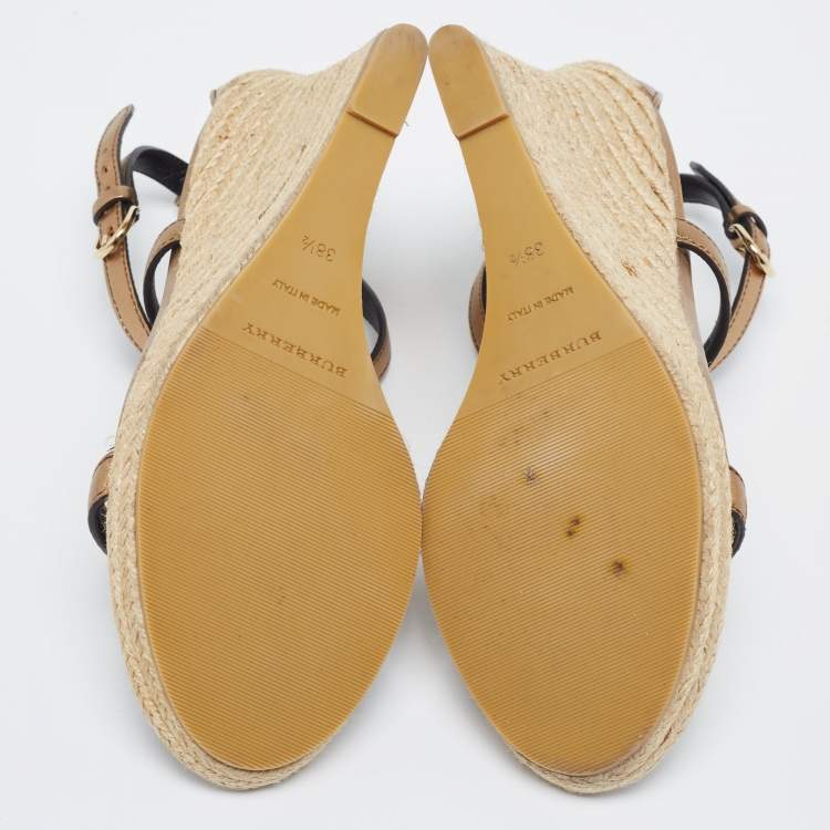 مملوكة مسبقًا Burberry Metallic Bronze Leather Wedge Espadrille Sandals  Size 38.5