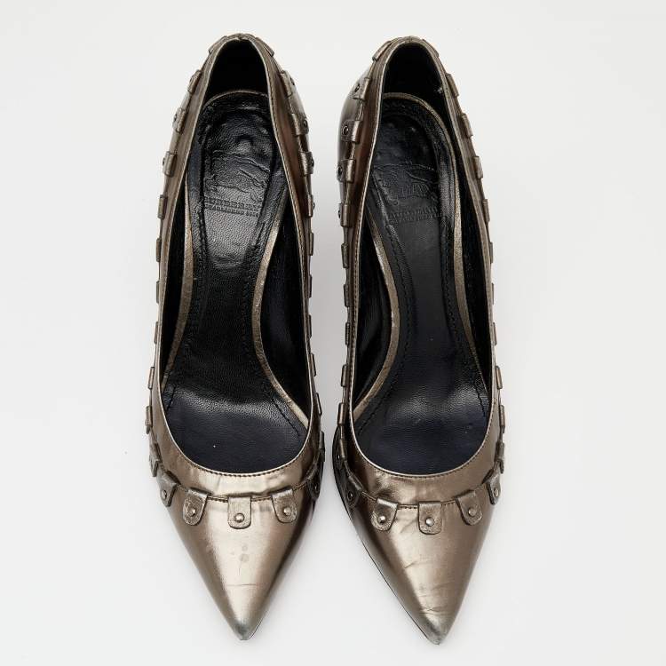 Pre Owned Burberry Metallic Leather Pointed Toe Pumps Size 39