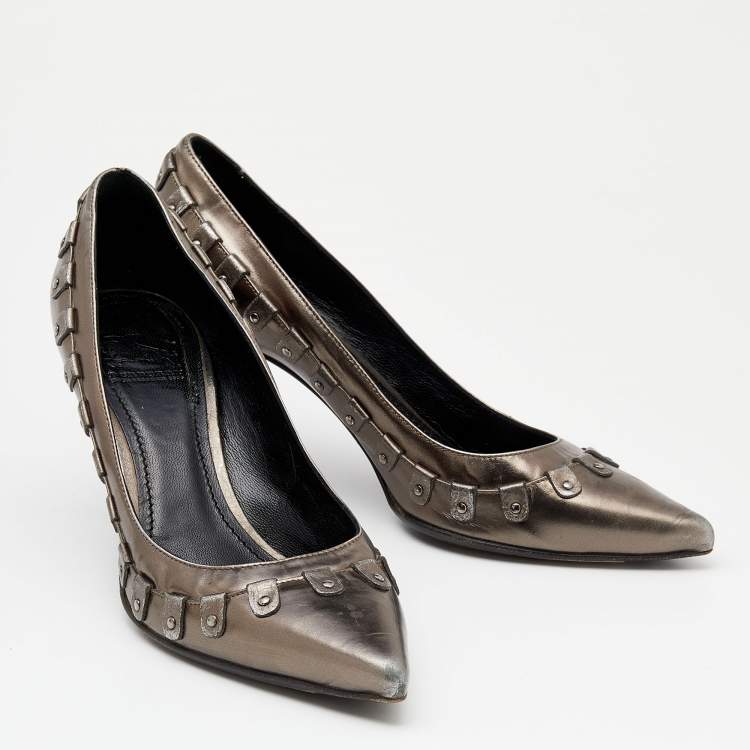 Pre Owned Burberry Metallic Leather Pointed Toe Pumps Size 39