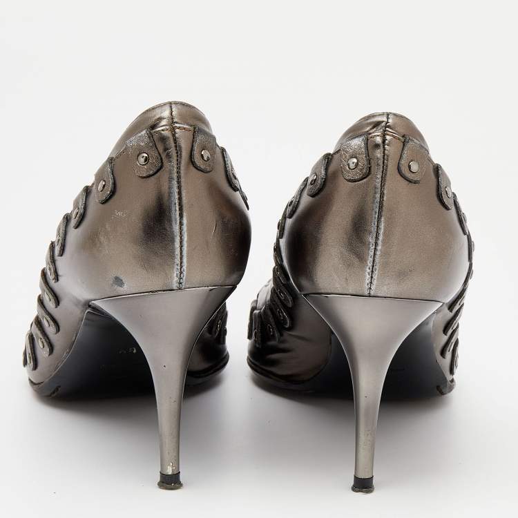 Pre Owned Burberry Metallic Leather Pointed Toe Pumps Size 39