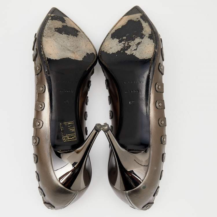 Pre Owned Burberry Metallic Leather Pointed Toe Pumps Size 39
