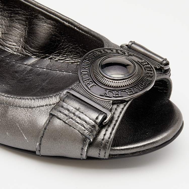 Pre Owned Burberry Metallic Grey Leather Peep Toe Scrunch Ballet Flats Size 36.5