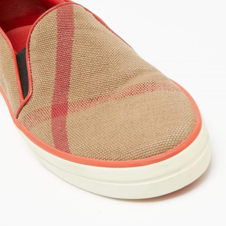 Pre Owned Burberry Red/Brown Nova Check Canvas and Leather Gauden Slip On Sneakers Size 36