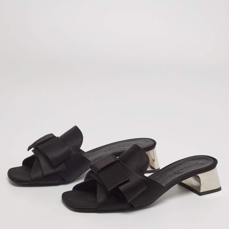 Pre Owned Burberry Black Satin Leather Slide Sandals Size 39.5 