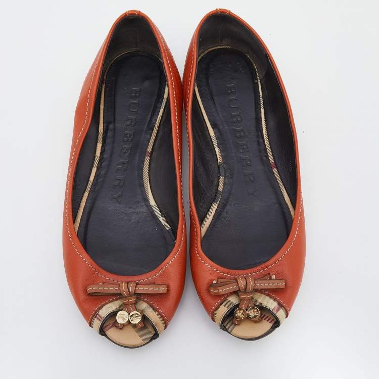Pre Owned Burberry Orange/Beige Leather And Haymarket Coated Canvas Bow Peep Toe Ballet Flats Size 39