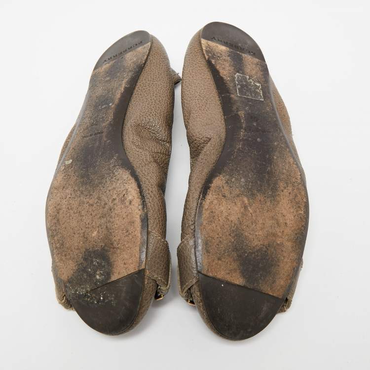 Pre Owned Burberry Dark Beige Leather Buckle Logo Scrunch Ballet Flats Size 39