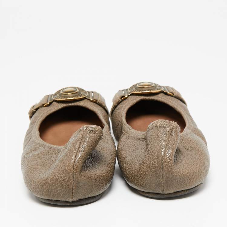 Pre Owned Burberry Dark Beige Leather Buckle Logo Scrunch Ballet Flats Size 39
