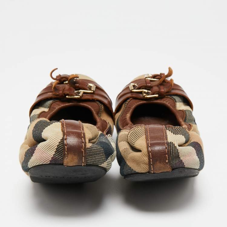 Pre Owned Burberry Brown/Beige Nova Check Canvas And Leather  Scrunch Ballet Flats Size 39