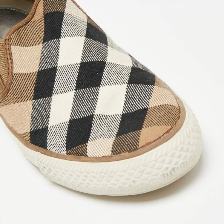 Pre Owned Burberry Beige Novacheck Canvas Slip On Sneakers Size 38