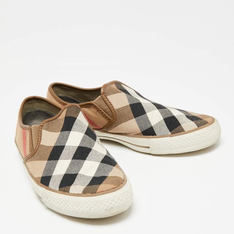 Pre Owned Burberry Beige Novacheck Canvas Slip On Sneakers Size 38