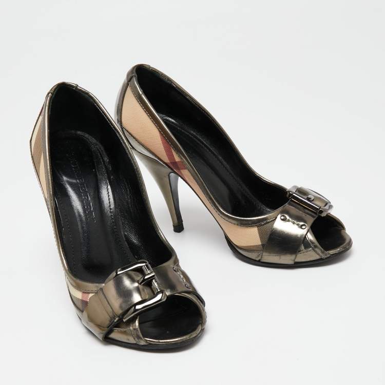 Pre Owned Burberry Metallic Grey/Beige Patent Leather And House Check Canvas Buckle Peep Toe Pumps Size 38