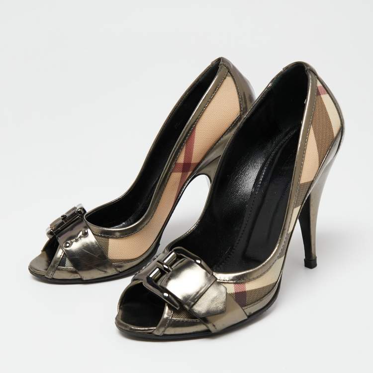 Pre Owned Burberry Metallic Grey/Beige Patent Leather And House Check Canvas Buckle Peep Toe Pumps Size 38