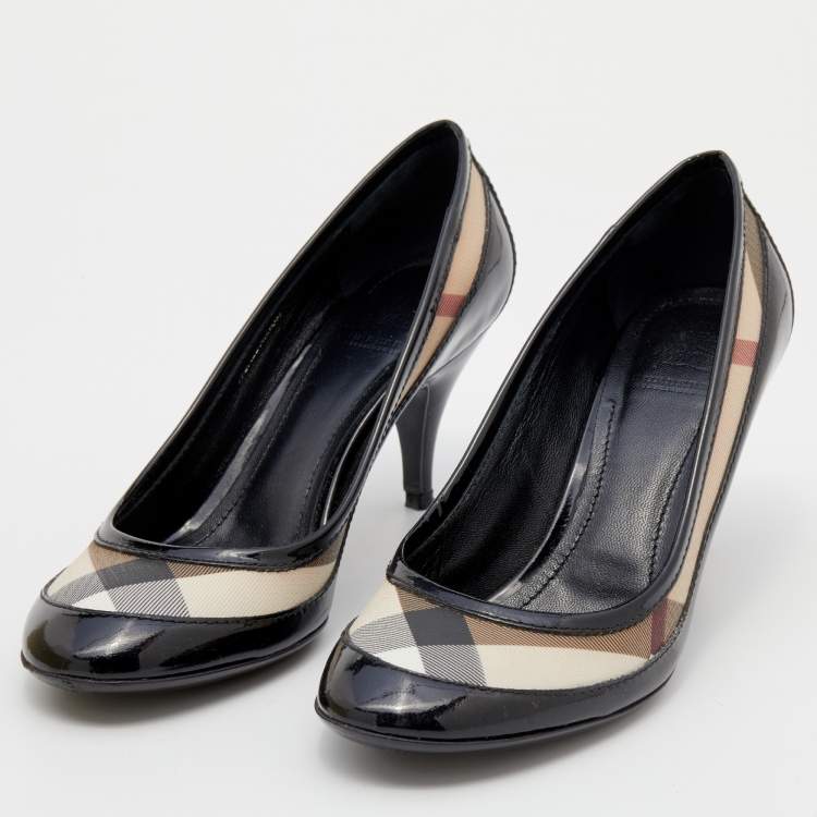 Pre Owned Burberry Black/Beige Patent Leather And Nova Check Coated Canvas Pumps Size 36