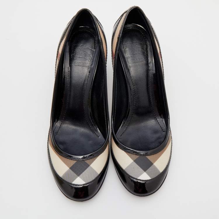 Pre Owned Burberry Black/Beige Patent Leather And Nova Check Coated Canvas Pumps Size 36