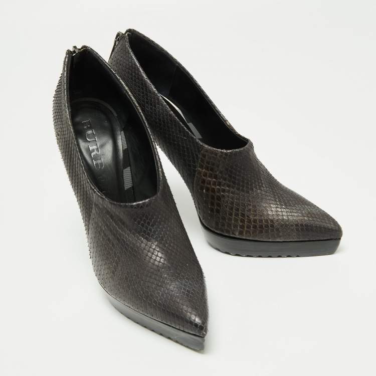 Pre Owned Burberry Black/Grey Python Leather Booties Size 38