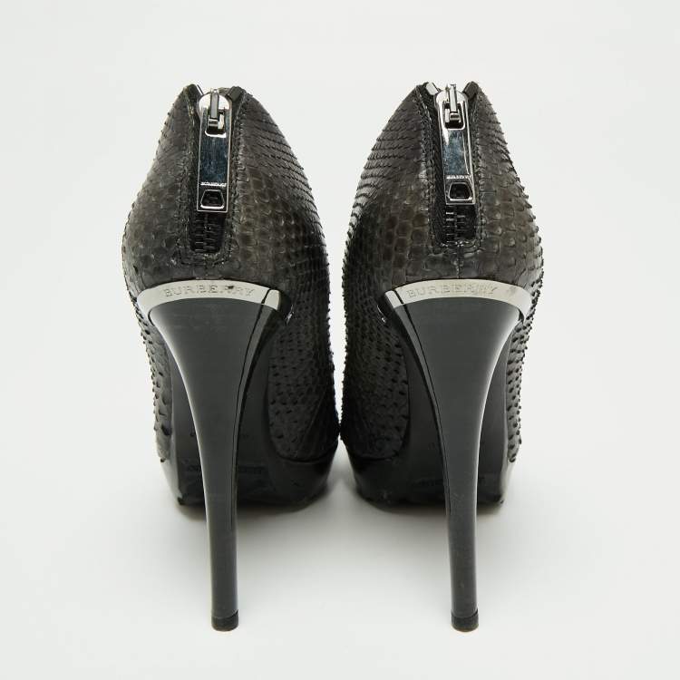 Pre Owned Burberry Black/Grey Python Leather Booties Size 38