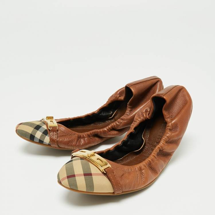 Pre Owned Burberry Brown/Beige Nova Check Canvas And Leather Scrunch Ballet Flats Size 39