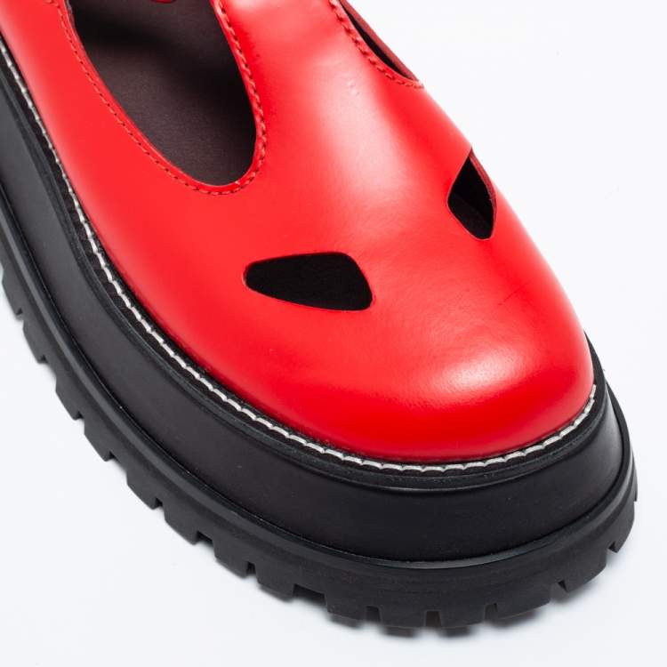 Pre Owned Burberry Red/Black Leather Aldwych T-bar Platform Flats Size 39