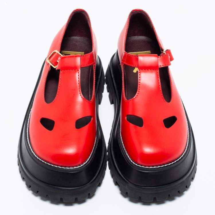 Pre Owned Burberry Red/Black Leather Aldwych T-bar Platform Flats Size 39