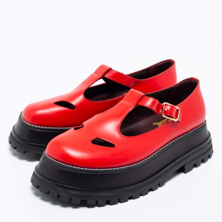 Pre Owned Burberry Red/Black Leather Aldwych T-bar Platform Flats Size 39