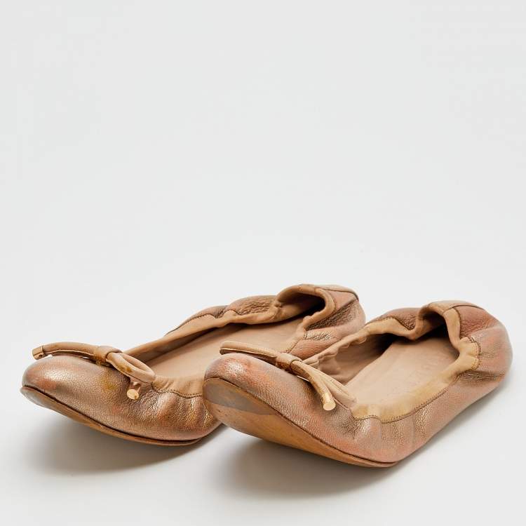 Pre Owned Burberry Metallic Gold Leather Bow Scrunch Ballet Flats Size 39