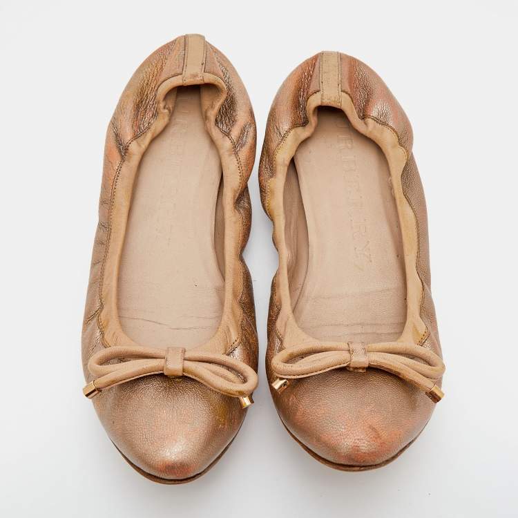 Pre Owned Burberry Metallic Gold Leather Bow Scrunch Ballet Flats Size 39