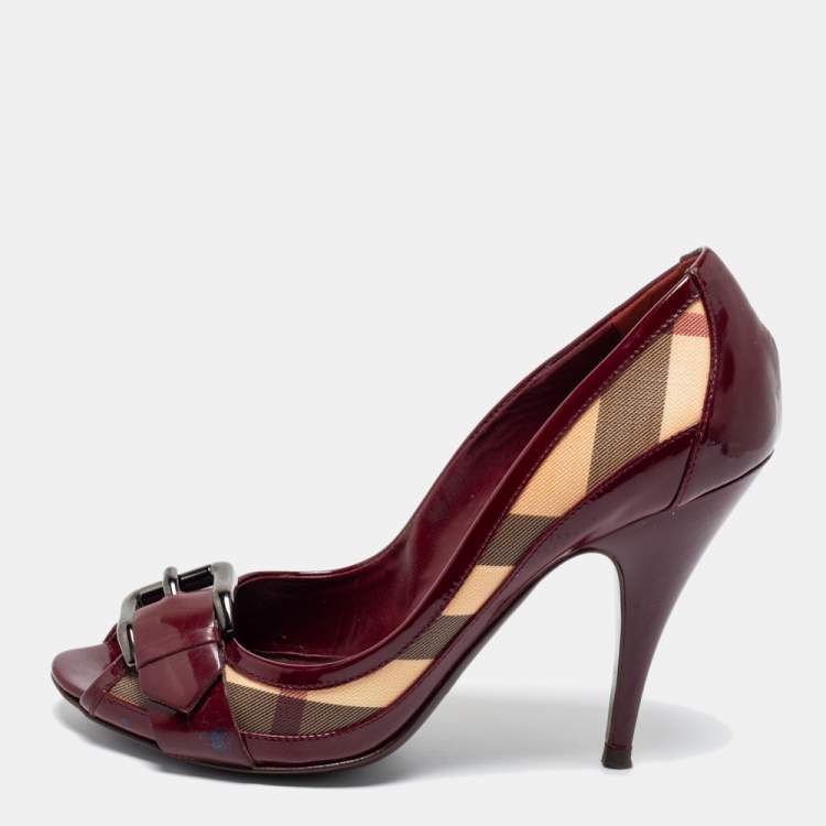 Pre Owned Burberry Burgundy/Beige Nova Check Coated Canvas And Patent Leather Buckle Peep Toe Pumps Size 40
