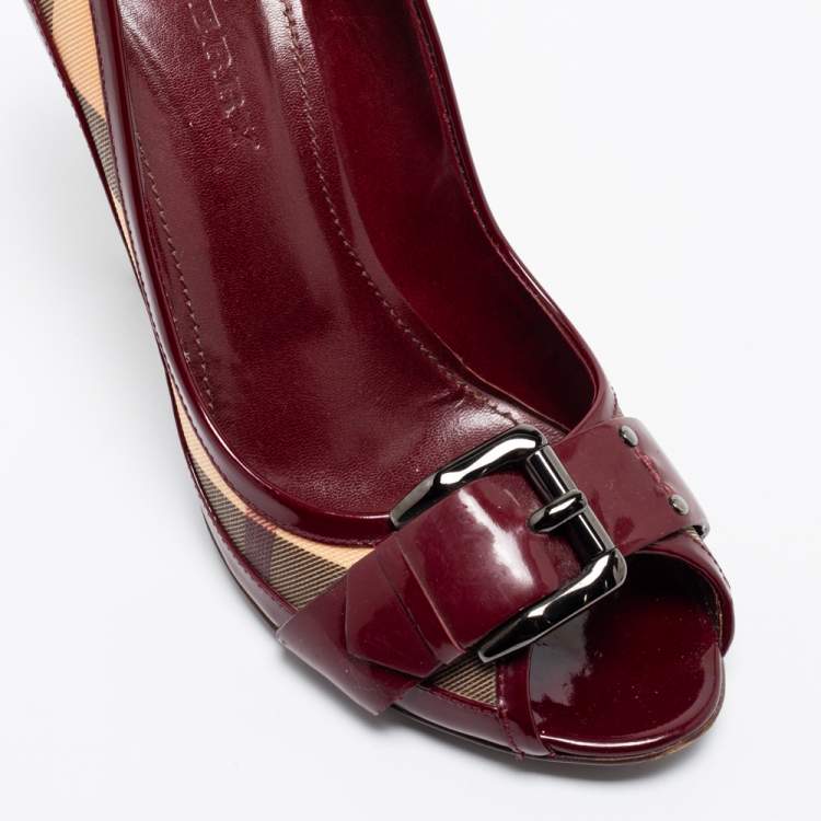 Pre Owned Burberry Burgundy/Beige Nova Check Coated Canvas And Patent Leather Buckle Peep Toe Pumps Size 40