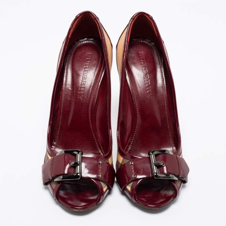 Pre Owned Burberry Burgundy/Beige Nova Check Coated Canvas And Patent Leather Buckle Peep Toe Pumps Size 40