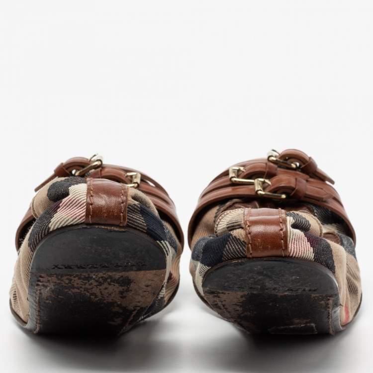 Pre Owned Burberry Novacheck Canvas and Leather Buckle Scrunch Ballet Flats Size 37.5