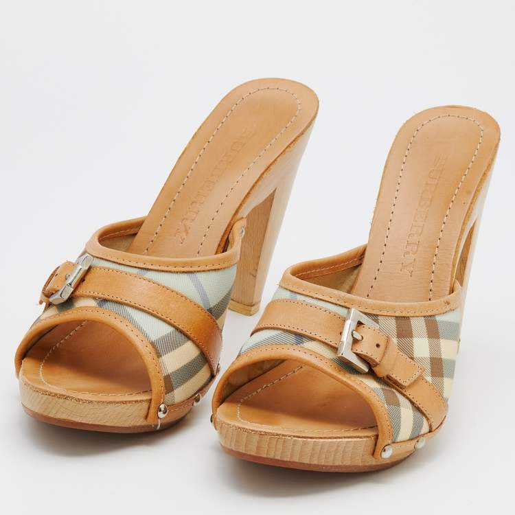 Pre Owned Burberry Beige/Light Blue PVC and Leather Mules Size 40