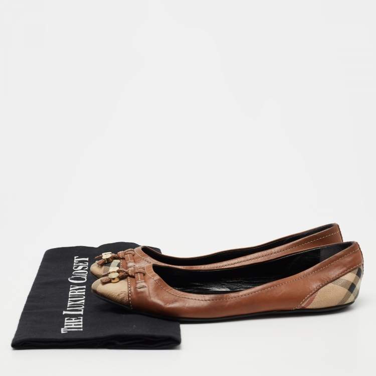 مملوكة مسبقًا Burberry Brown Leather and Haymarket Coated Canvas Toe Cap Bow Ballet Flats Size 36