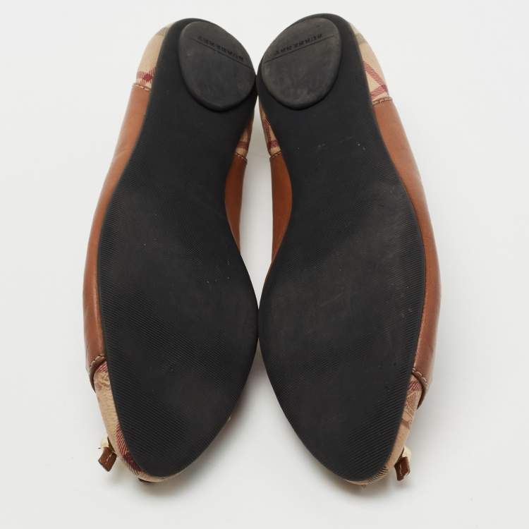مملوكة مسبقًا Burberry Brown Leather and Haymarket Coated Canvas Toe Cap Bow Ballet Flats Size 36