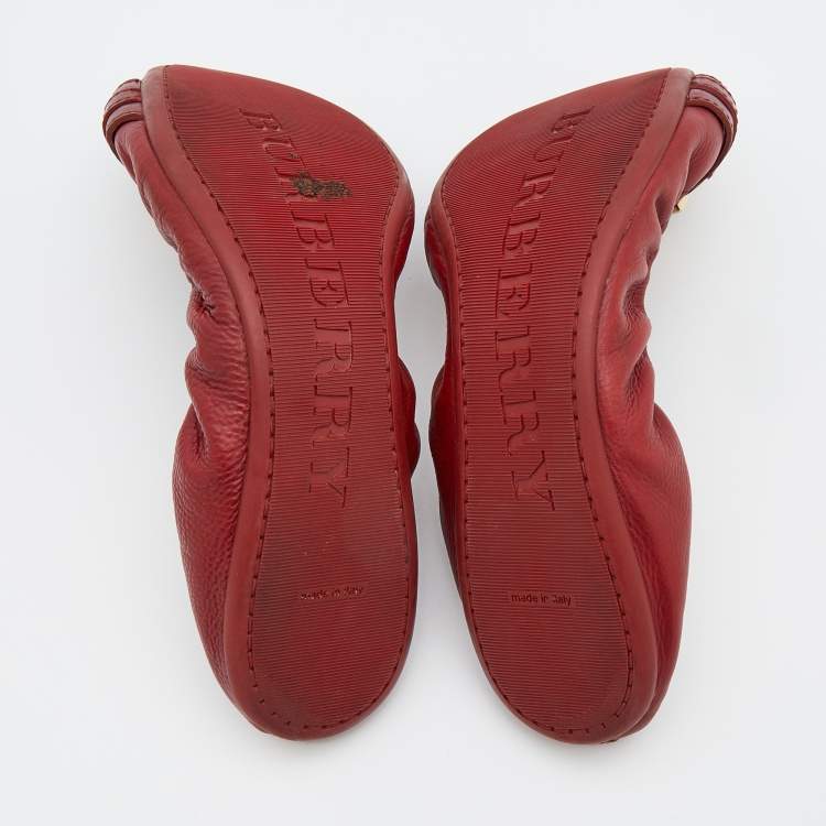 Pre Owned Burberry Red/Beige Leather And Haymarket Check Coated Canvas Scrunch Ballet Flats Size 41