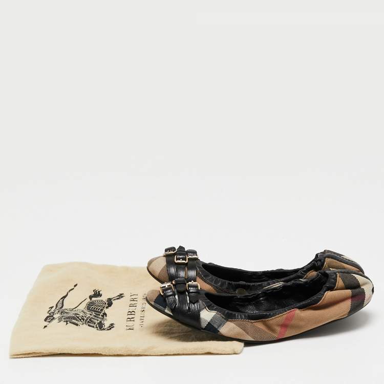 Pre Owned Burberry Beige/Black House Check Canvas and Leather Buckle Detail Ballet Flats Size 39