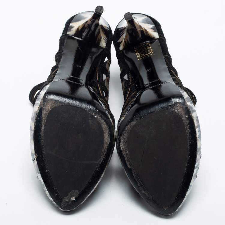 Pre Owned Burberry Black Cut Out Suede Ankle Booties Size 39