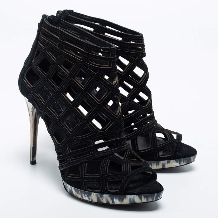 Pre Owned Burberry Black Cut Out Suede Ankle Booties Size 39